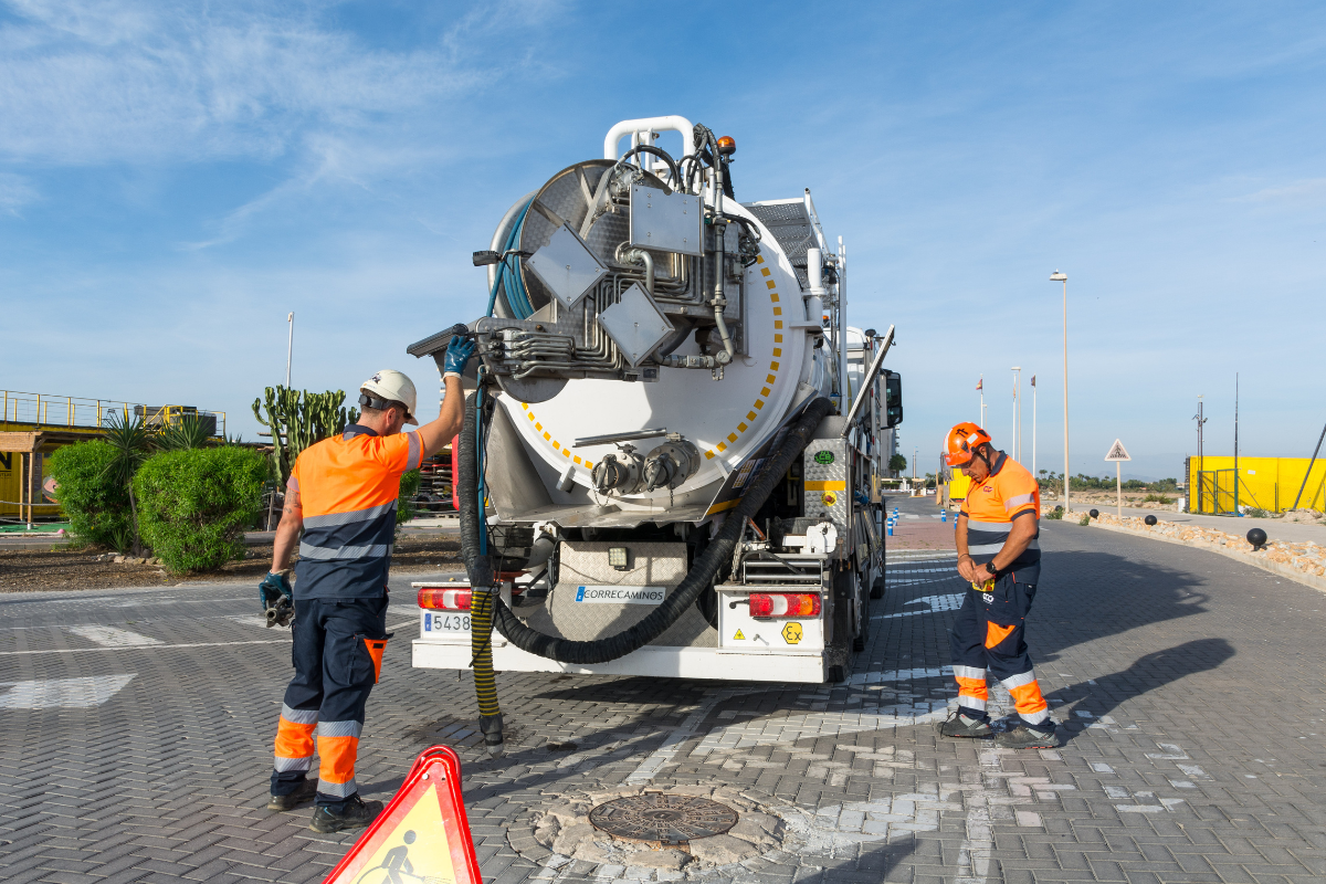 Limpieza y mantenimiento de espacios urbanos en verano: claves para una ciudad saludable